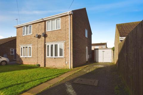 2 bedroom semi-detached house for sale, Poultney Garth, Hull HU12