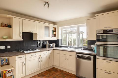 undefined, Birchgrove Road, Horsted Keynes