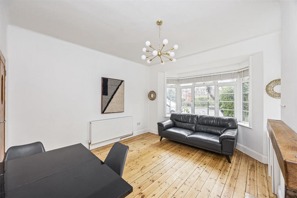 Living/Dining Room