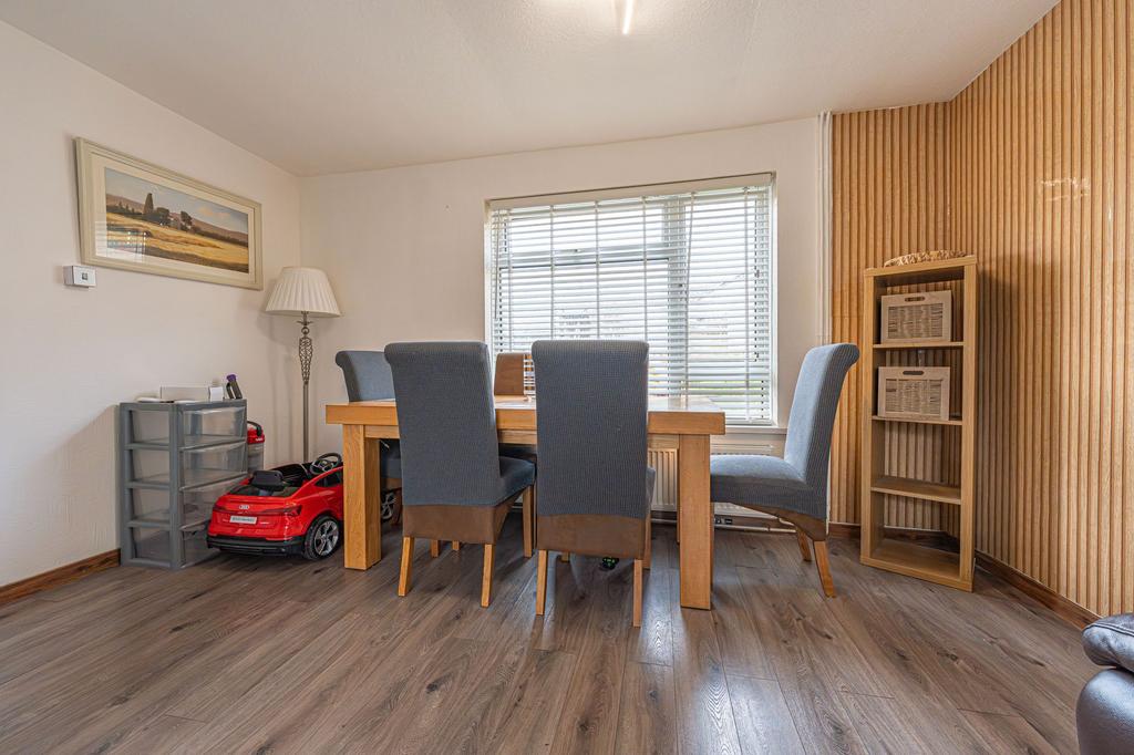 Living Room/Dining Room
