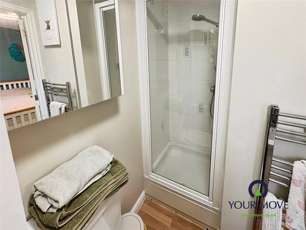 En-Suite No. 17