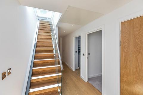 2 bedroom apartment for sale, Holland Park Avenue Holland Park