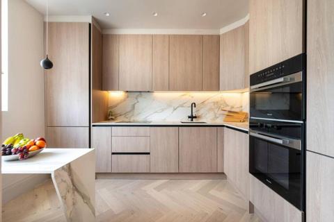 3 bedroom apartment for sale, Gloucester Terrace, London, W2