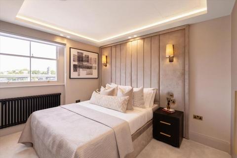 3 bedroom apartment for sale, Gloucester Terrace, London, W2
