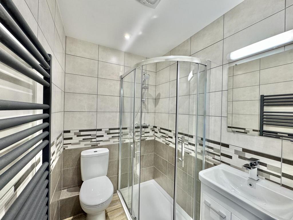 Second En-Suite