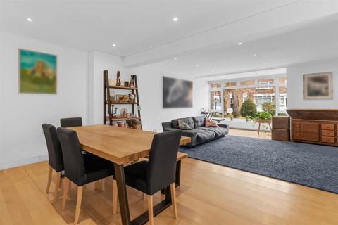 undefined, Woodsford Square Holland Park