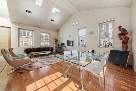 3 bedroom mews for sale, Norland Place Holland Park London