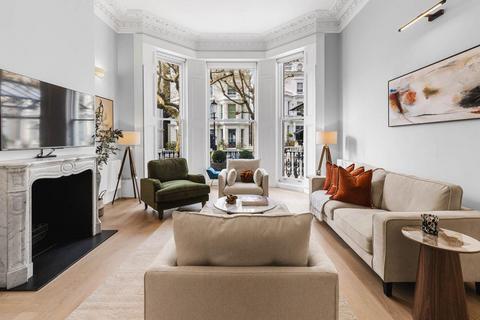 undefined, Holland Park, London, W11