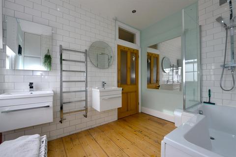 4 bedroom townhouse for sale, Abbey Foregate, Shrewsbury