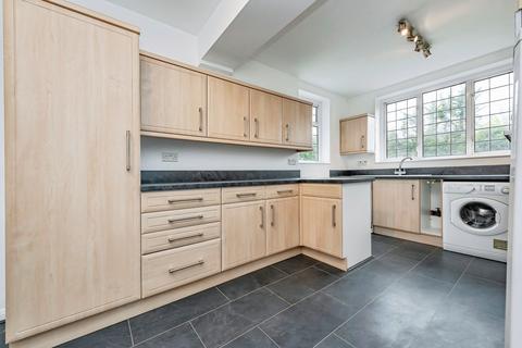 undefined, Southwood Avenue, Coulsdon CR5