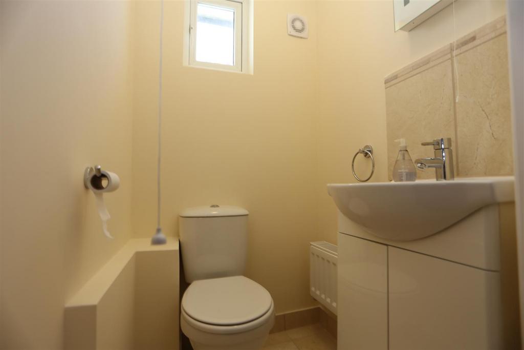 24a Blatchington Rd wc.jpg