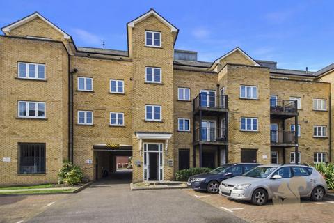 2 bedroom apartment for sale, Clarendon Way, Colchester