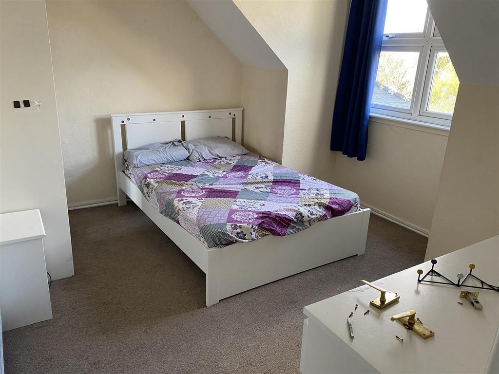 Bedroom.jpg