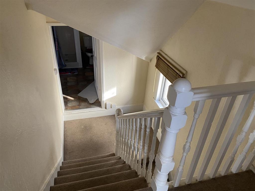 Hallway.jpg