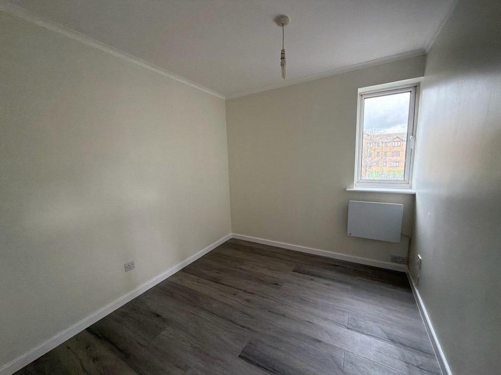 08-Bedroom-0001.jpg