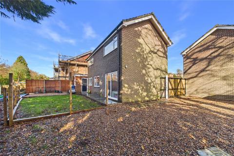 3 bedroom detached house for sale, Ambrose Road, Tadley, Hampshire, RG26