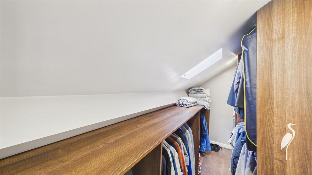 Walk In Wardrobes