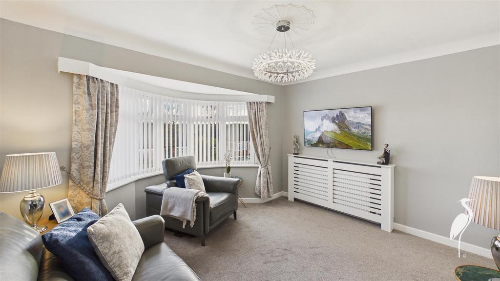 Living Room/Bedroom