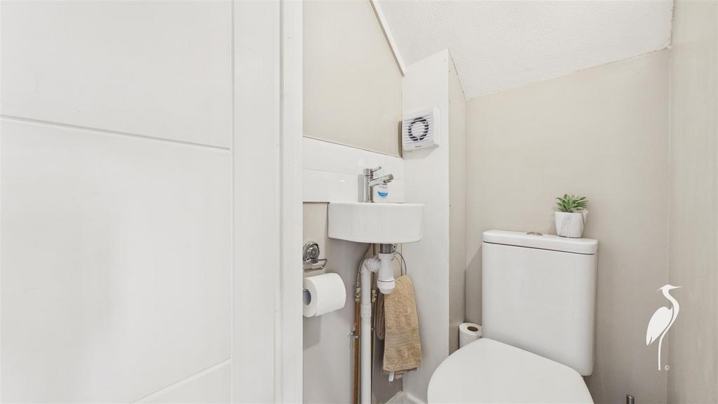 Cloakroom/WC