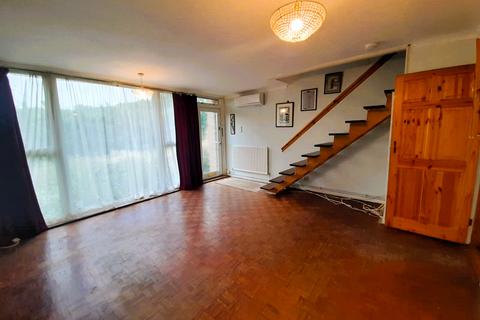 3 bedroom end of terrace house for sale, Priests Walk, Gravesend DA12