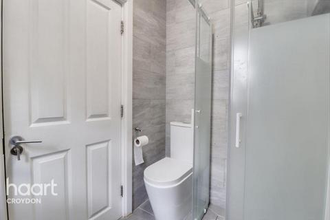 1 bedroom in a house share to rent, Melfort Road, THORNTON HEATH