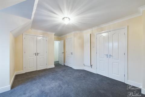 4 bedroom townhouse for sale, Waine Close, Buckingham, MK18 1FG
