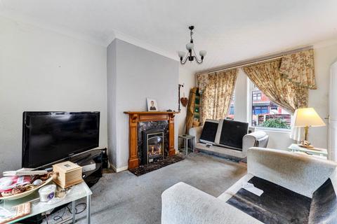 3 bedroom semi-detached house for sale, Oaklands Road, Salford