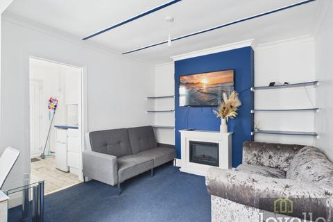 1 bedroom flat for sale, Sutton Road, Trusthorpe LN12