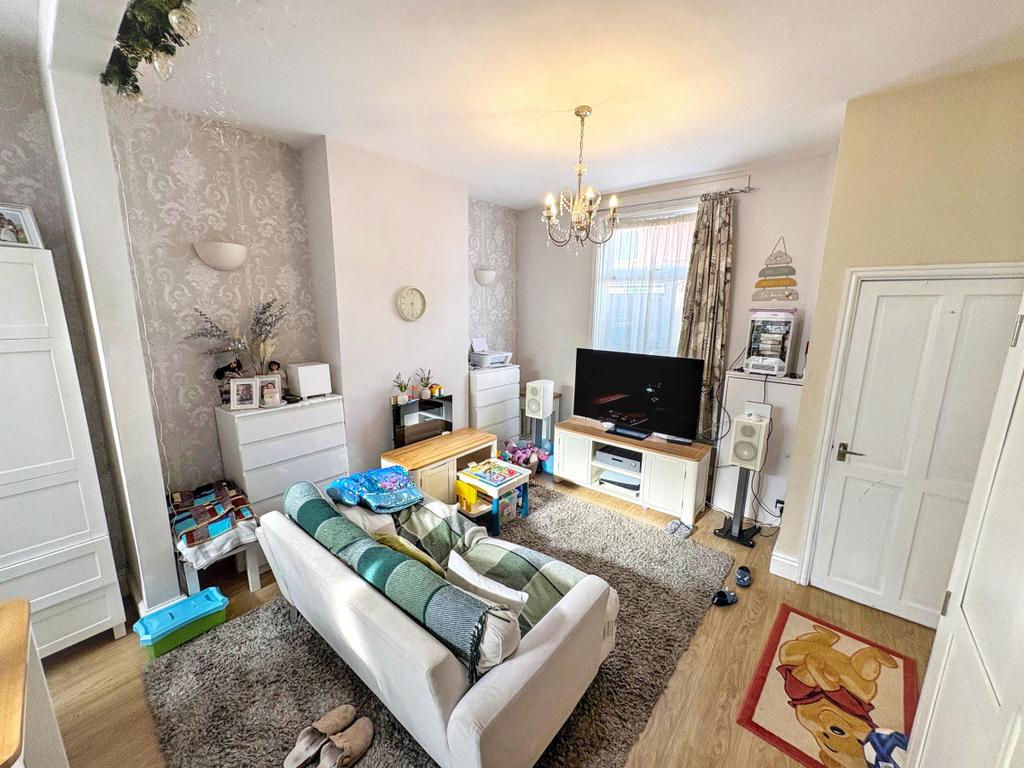 64 Lovat Road