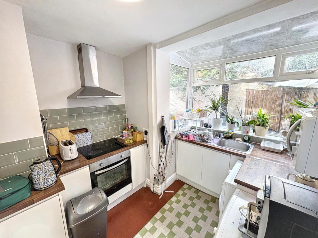 64 Lovat Road