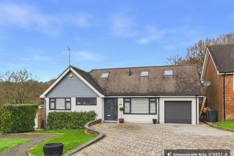4 bedroom detached house for sale, Claverham Way, Battle, TN33