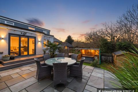 4 bedroom detached house for sale, Claverham Way, Battle, TN33