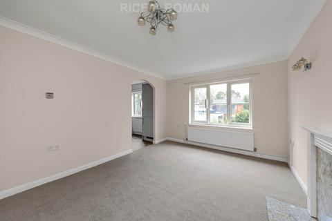 undefined, Crowthorne RG45