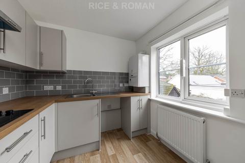 undefined, Crowthorne RG45