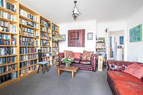 2 bedroom bungalow for sale, Stapleton Court, Bognor Regis, West Sussex