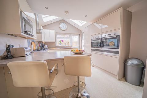 3 bedroom semi-detached house for sale, Barton Croft, Birmingham, B28