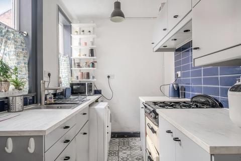 2 bedroom terraced house for sale, Harcourt Road, Nottingham, Nottinghamshire, NG7