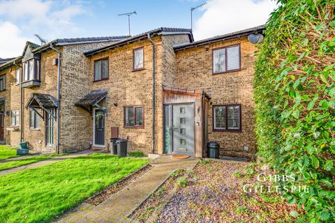 2 bedroom terraced house to rent, Amberley Way, Uxbridge, UB10