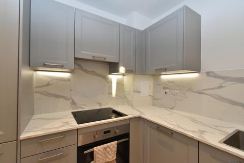 1 bedroom flat to rent, Robertson Apartments, HA1