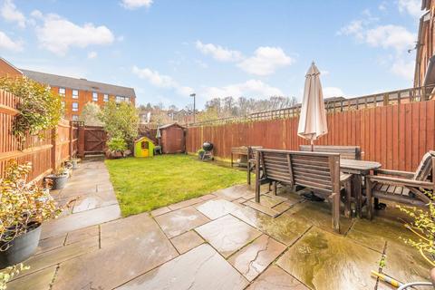 4 bedroom terraced house for sale, Valley Road, London SW16