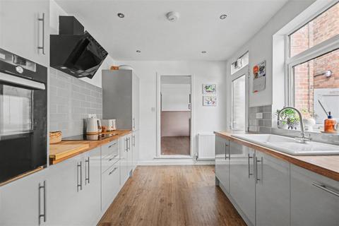 3 bedroom end of terrace house for sale, Wharncliffe Road, Ilkeston, Derbyshire