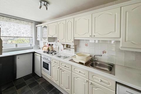 2 bedroom apartment for sale, Pantile Avenue, Southend-on-Sea