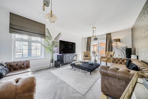 undefined, Honeysuckle Drive, Tavistock