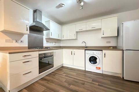 2 bedroom apartment to rent, Elmira Way, Salford, Greater Manchester, M5