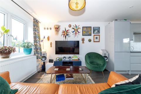 2 bedroom terraced house for sale, Selkirk Drive, Oakridge Park, Milton Keynes, Buckinghamshire, MK14