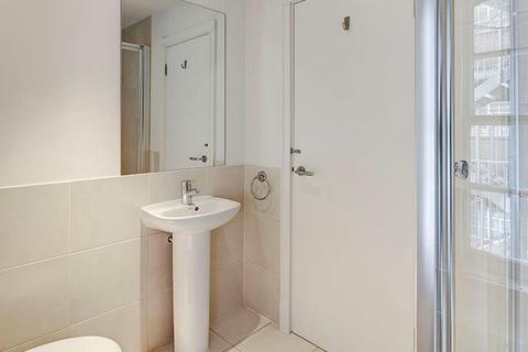 2 bedroom property to rent, 145 Fulham Road, London SW3