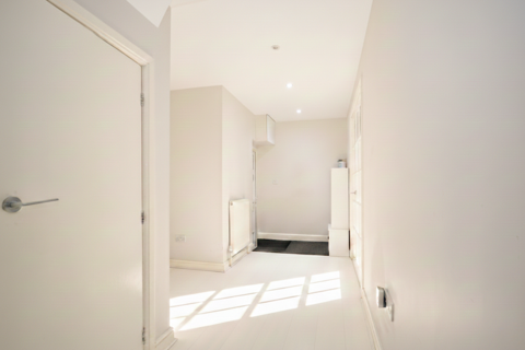 4 bedroom end of terrace house for sale, Kersal Crag, Salford, M7 4SL
