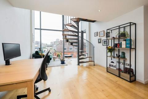 2 bedroom flat to rent, Brewhouse Yard, London EC1V