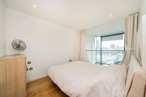 2 bedroom flat to rent, Brewhouse Yard, London EC1V