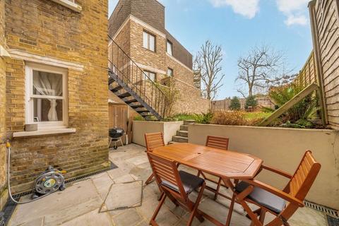 2 bedroom flat for sale, Lordship Lane, London SE22